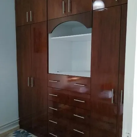 アパート Sunny Cozy House With Grand Courtyard *