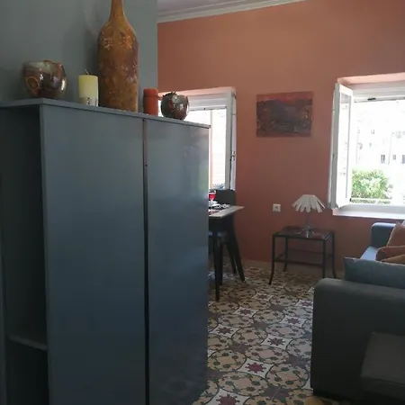 Appartement Sunny Cozy House With Grand Courtyard *