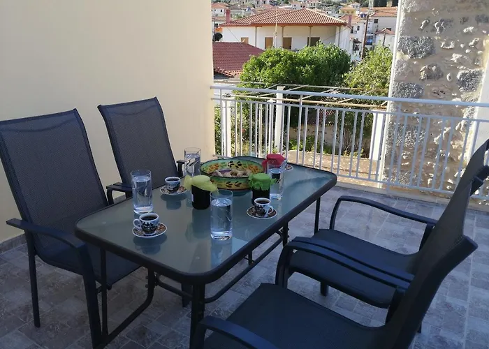 Διαμέρισμα Sunny Cozy House With Grand Courtyard